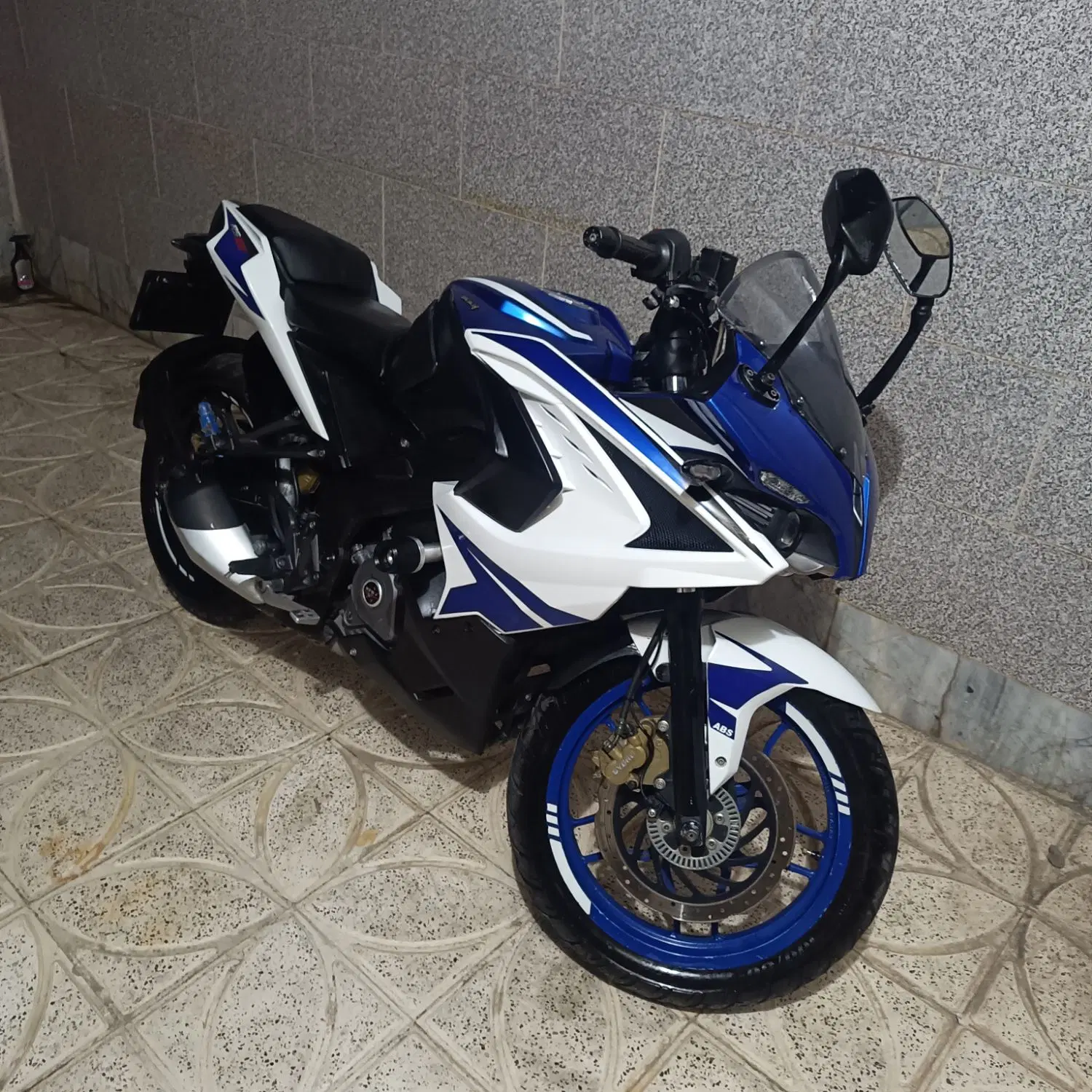 rs200|موتورسیکلت|نیشابور, فردوس شمالی|دیوار