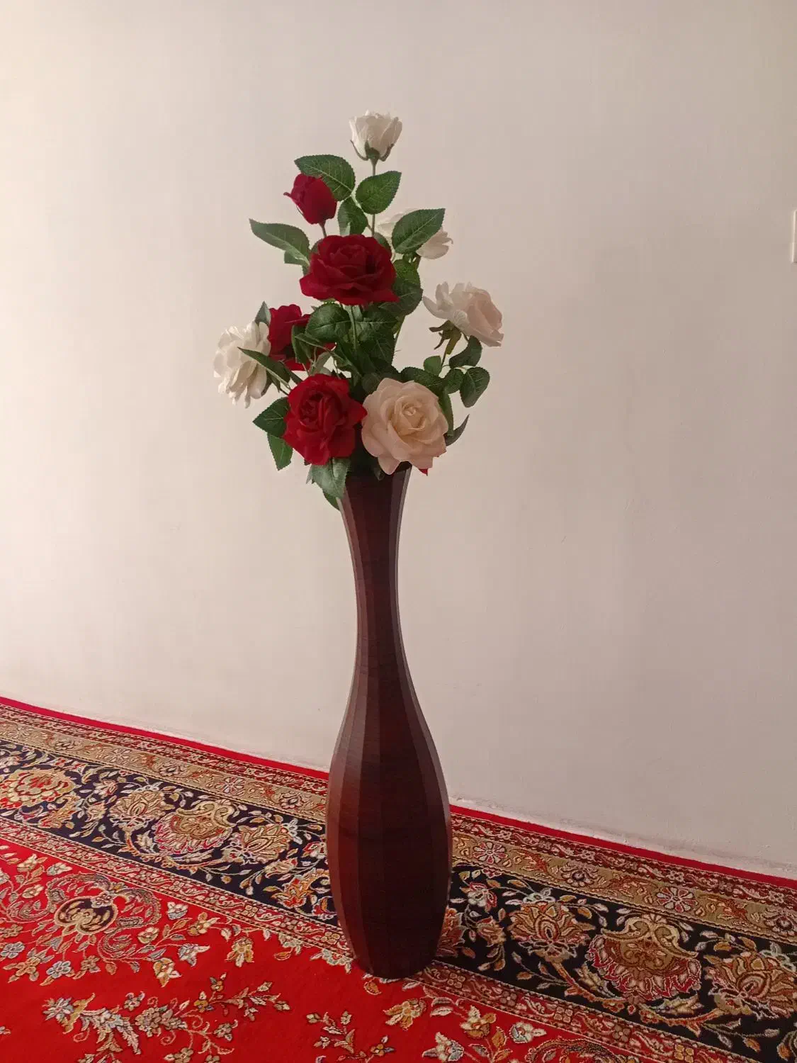 گل و گلدان|گل مصنوعی|خلخال, |دیوار