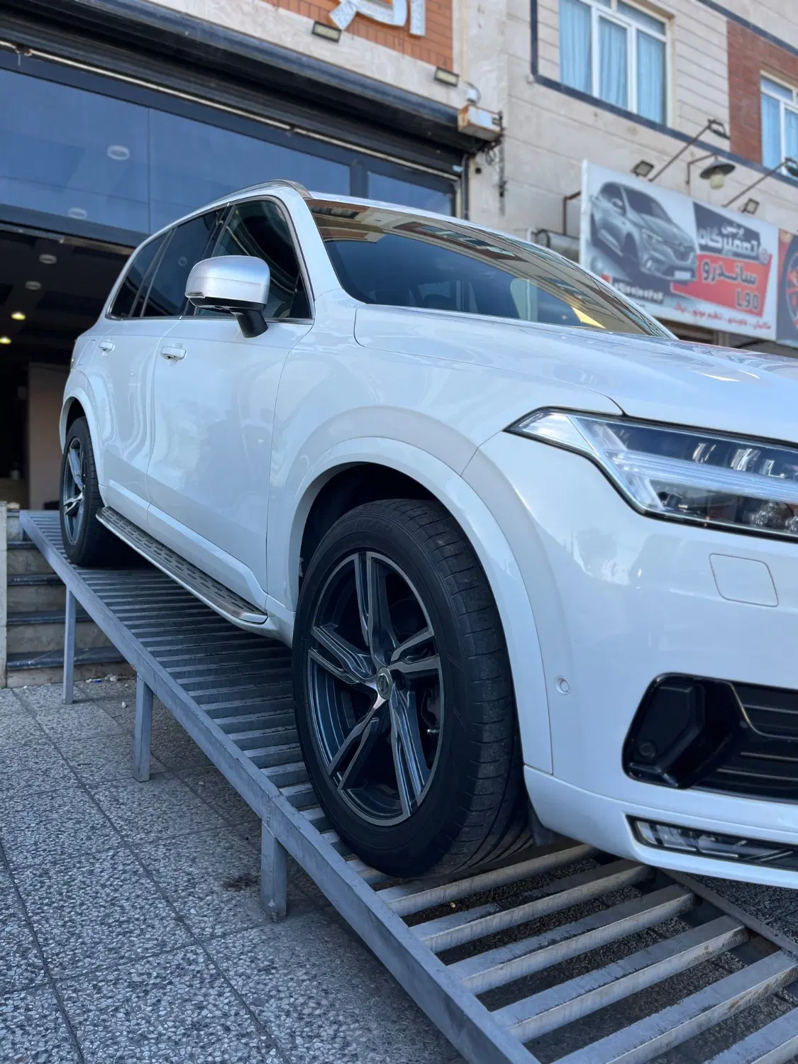 ولوو xc90 مدل 2017فول کامل قابل معاوضه|خودرو سواری و وانت|تهران, گلستان (شهرک راه آهن)|دیوار