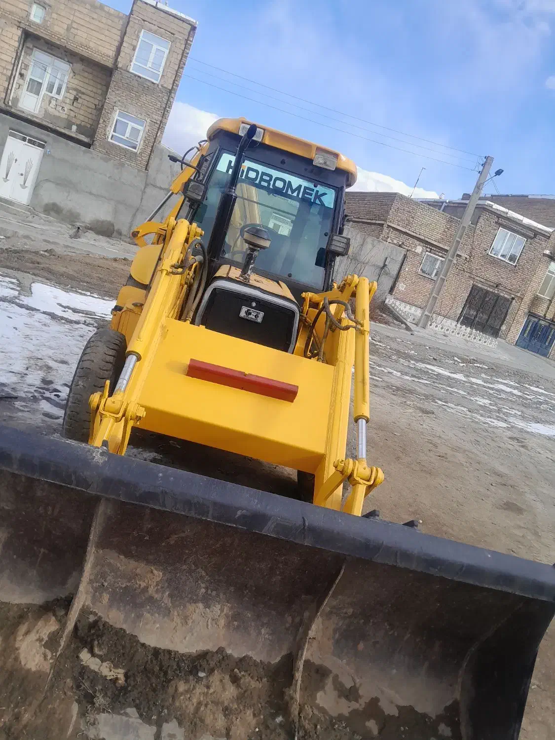 بیل بکهو سنوپارس مدل 86|خودرو سنگین|کامیاران, |دیوار