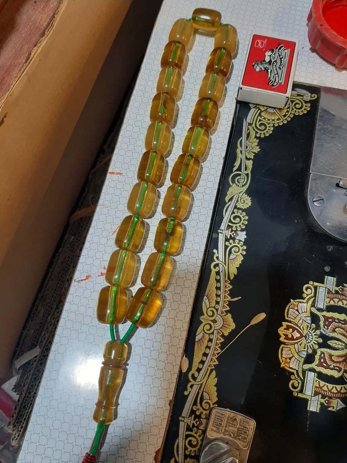 تسبیح کهنه آلمانی|کلکسیون اشیاء عتیقه|ملایر, |دیوار