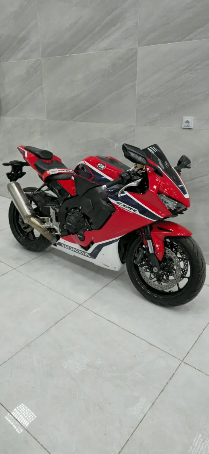 cbr1000rr 2018 .gsxr.cb1300|موتورسیکلت|تهران, مولوی|دیوار