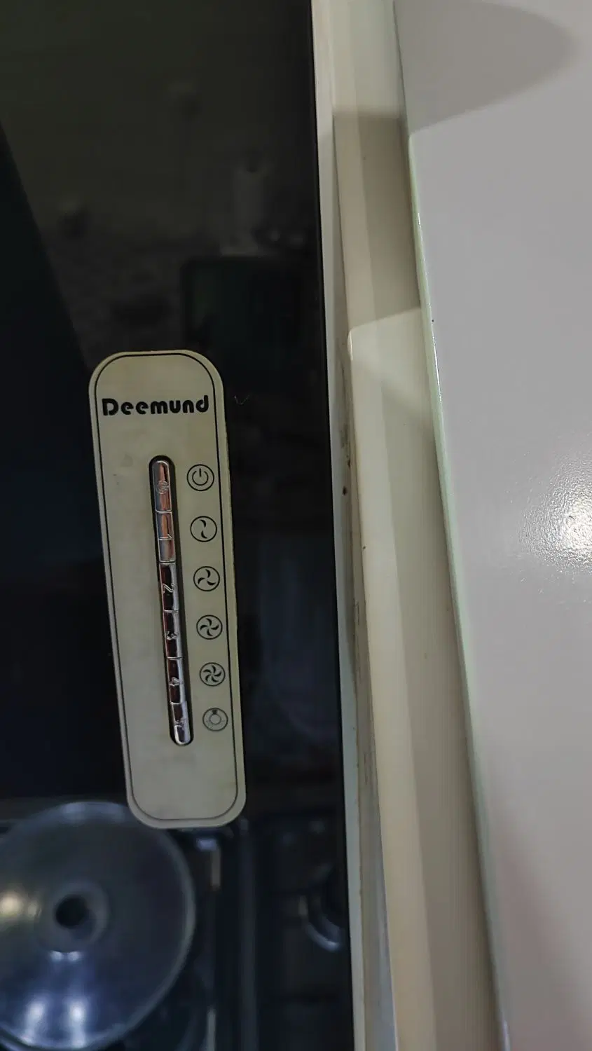 هود Deemund|هود|میانه, |دیوار