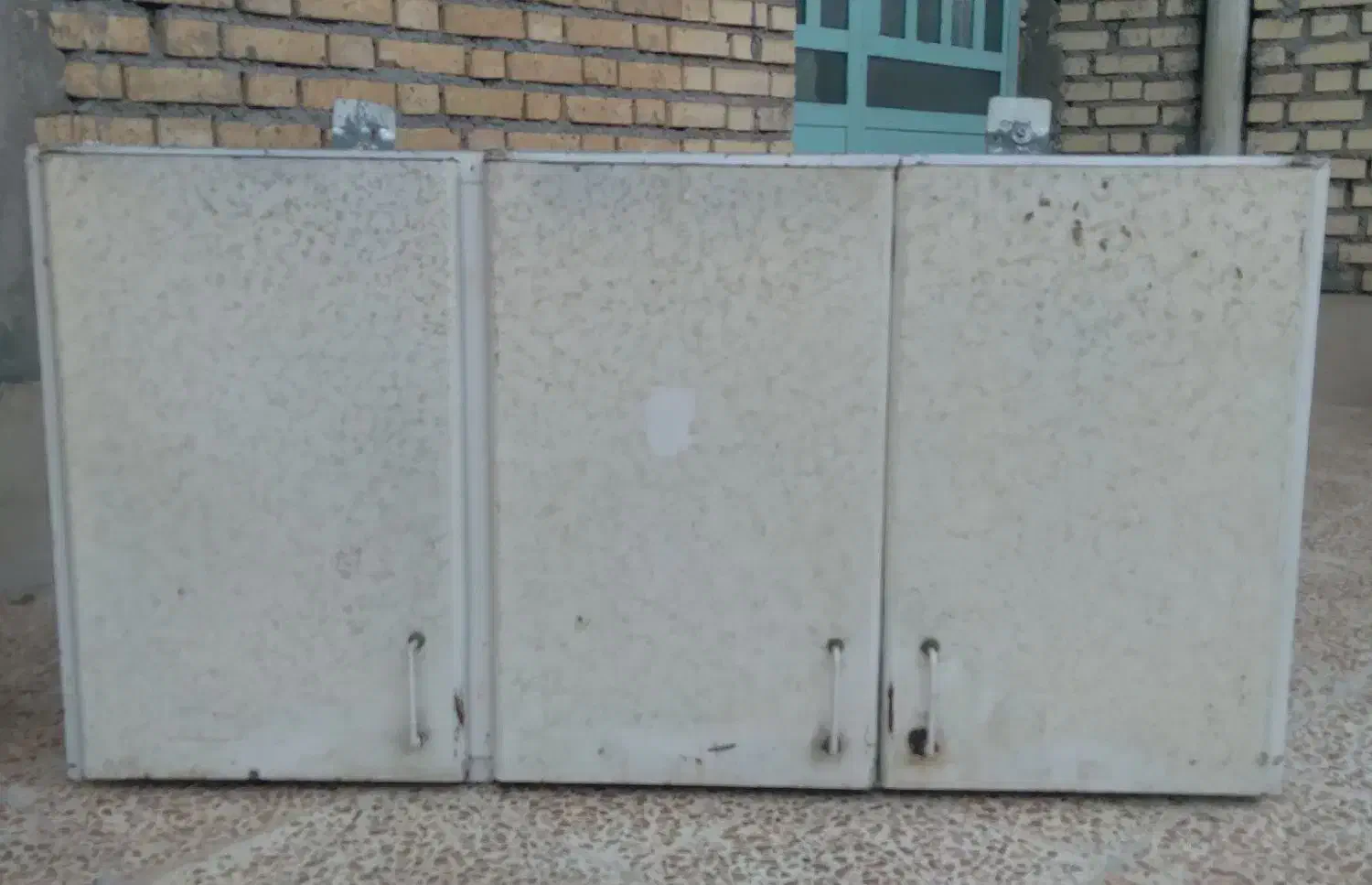 فروشی|آبچکان و نظمدهنده ظروف|ایذه, |دیوار