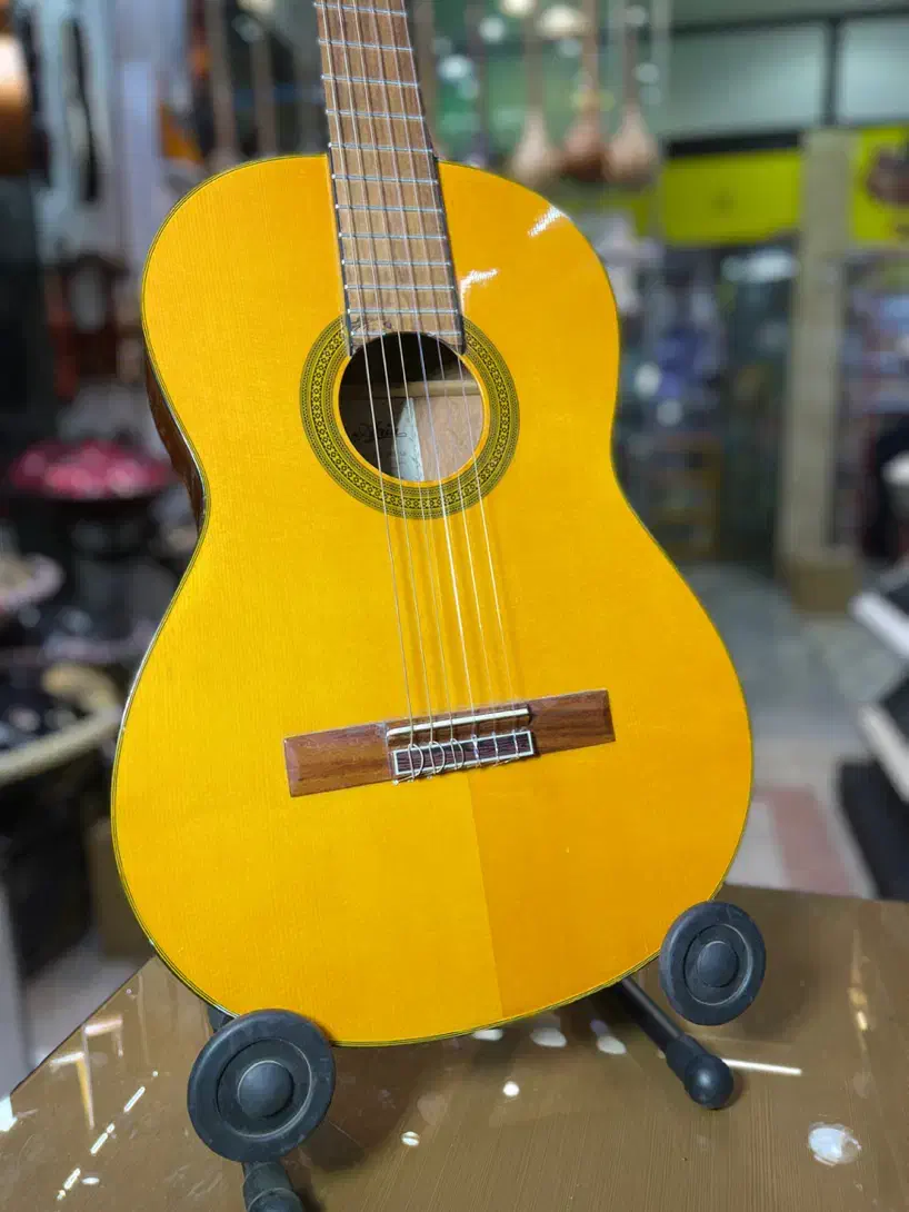 Aria Ak50|گیتار، بیس، امپلیفایر|تهران, افسریه شمالی|دیوار