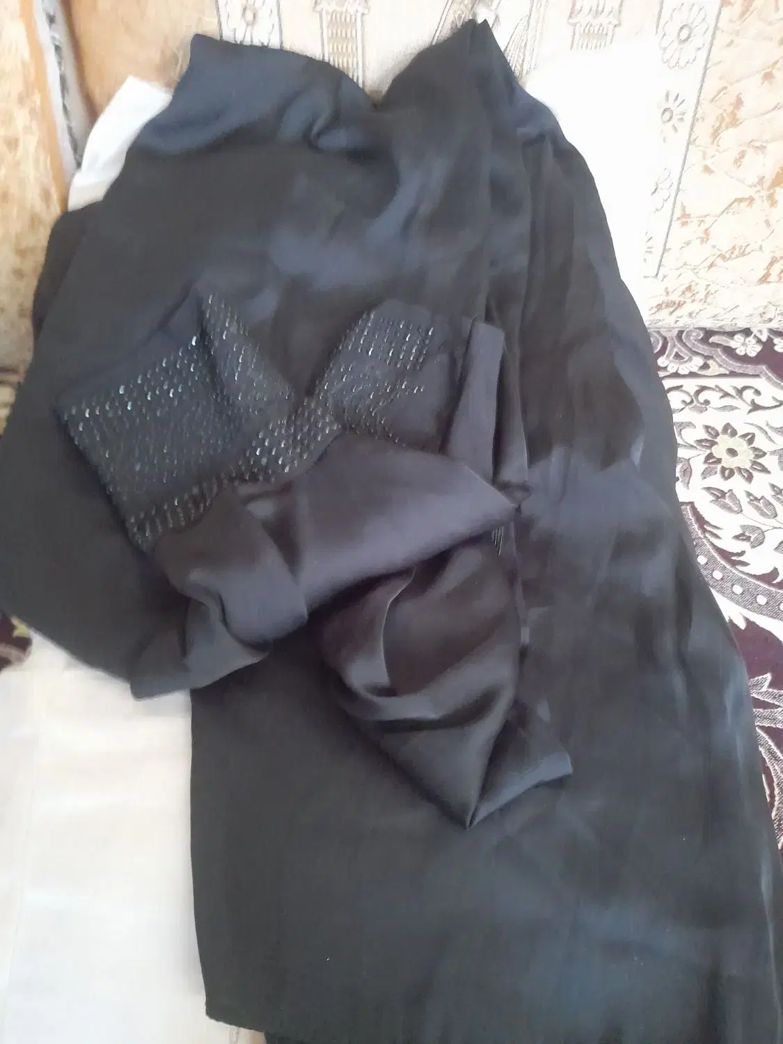 چادر ملی|لباس|شیراز, قلعه نو|دیوار