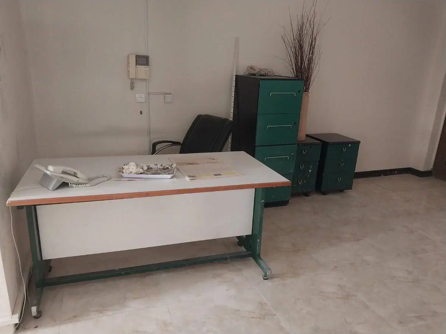 لوازم اداری میز و صندلی|دفتر کار|تهران, شهرک فردوس (حسینی)|دیوار