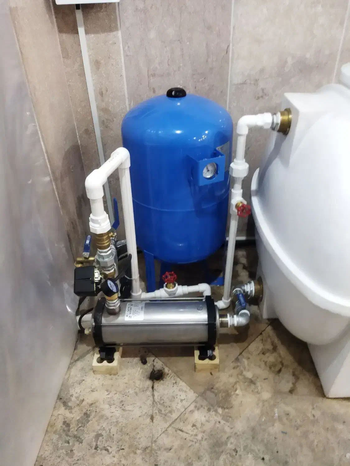 نصب و تعمیر پمپ آب و کولرگازی|خدمات پیشه و مهارت|بابلسر, |دیوار