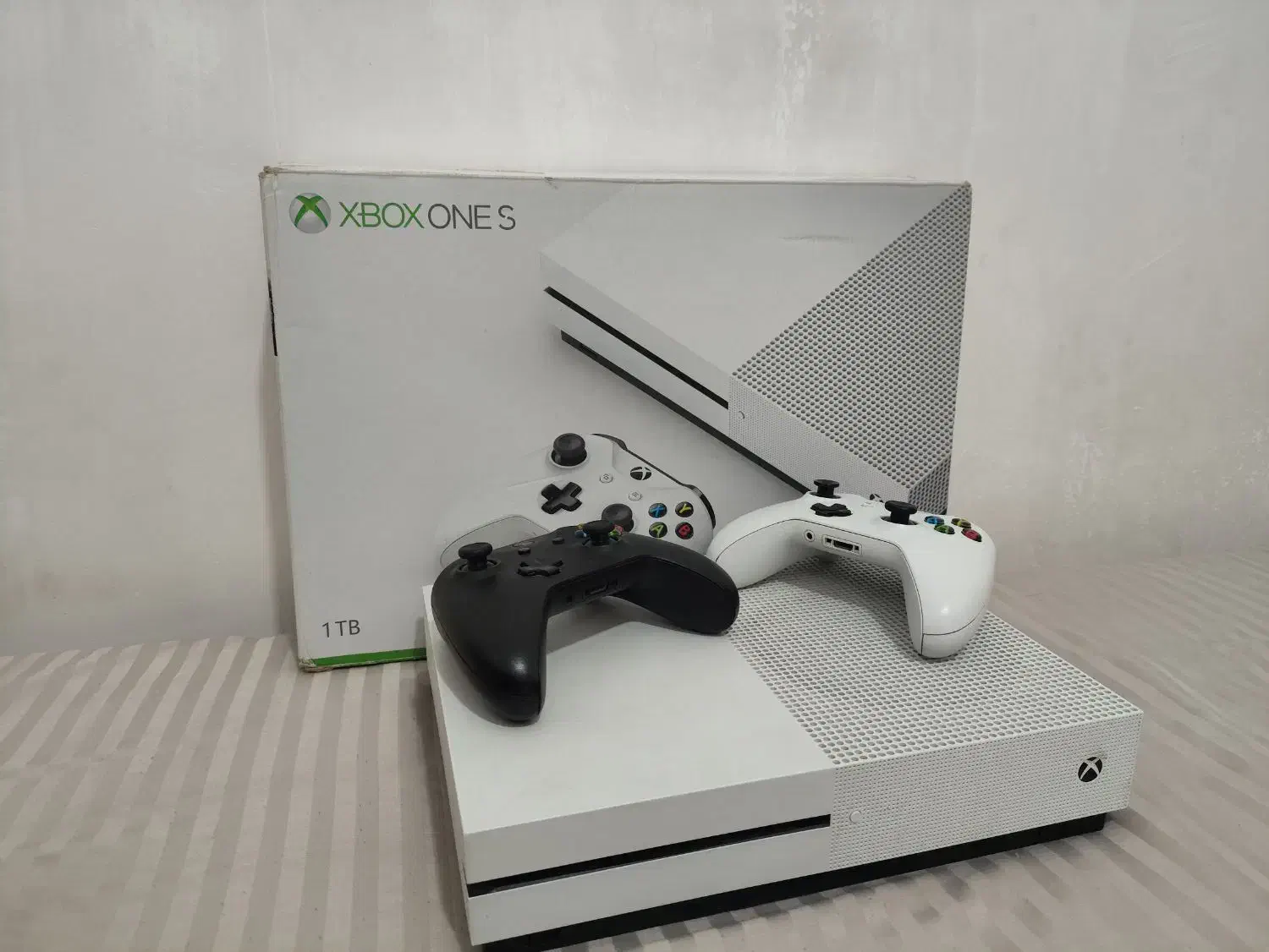 Xbox one s 1TB|کنسول، بازی ویدئویی و آنلاین|سرپل ذهاب, |دیوار