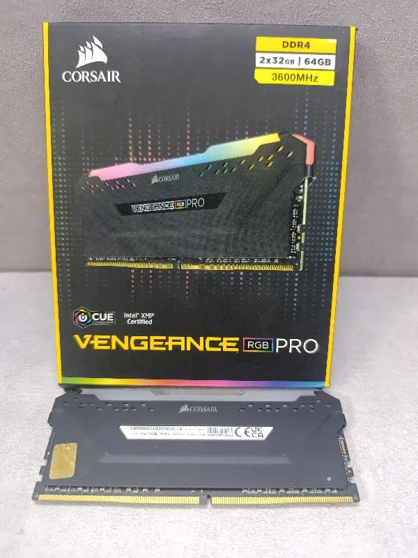 RAM 32 GB CORSAIR RGB 3600|قطعات و لوازم جانبی رایانه|مشهد, شهرک بهارستان|دیوار