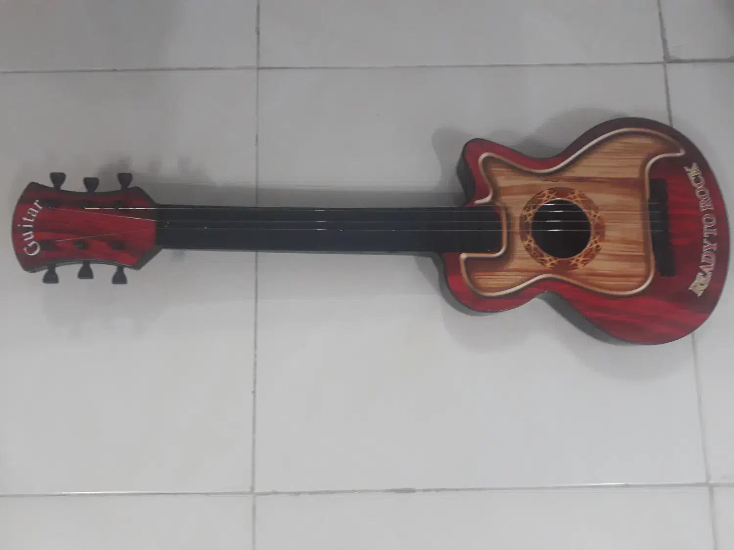 گیتار|اسباب‌بازی بچه|رشت, حمیدیان|دیوار