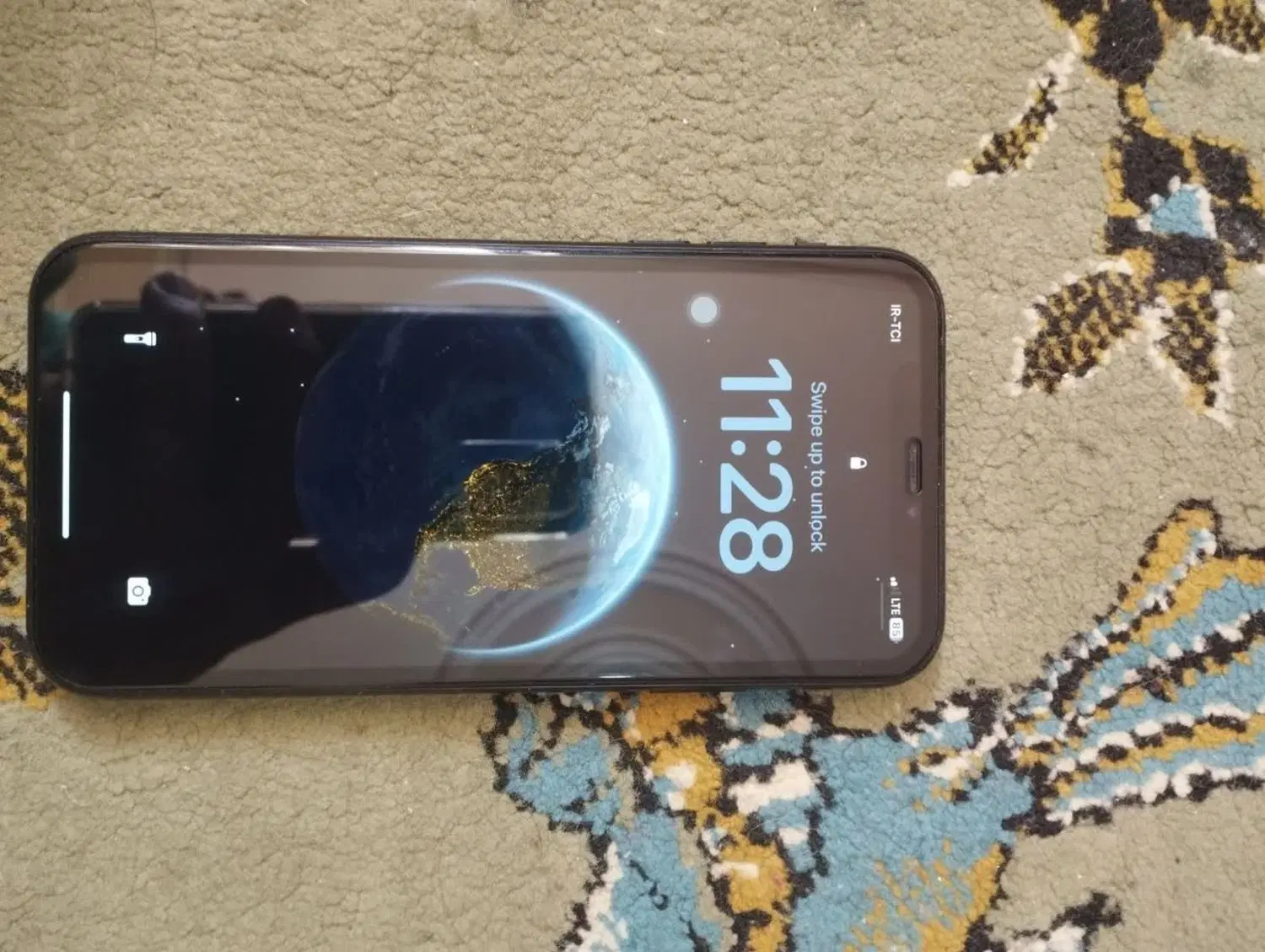 iphone xr 64g 2 sim آیفون|موبایل|اصفهان, باغ دریاچه|دیوار