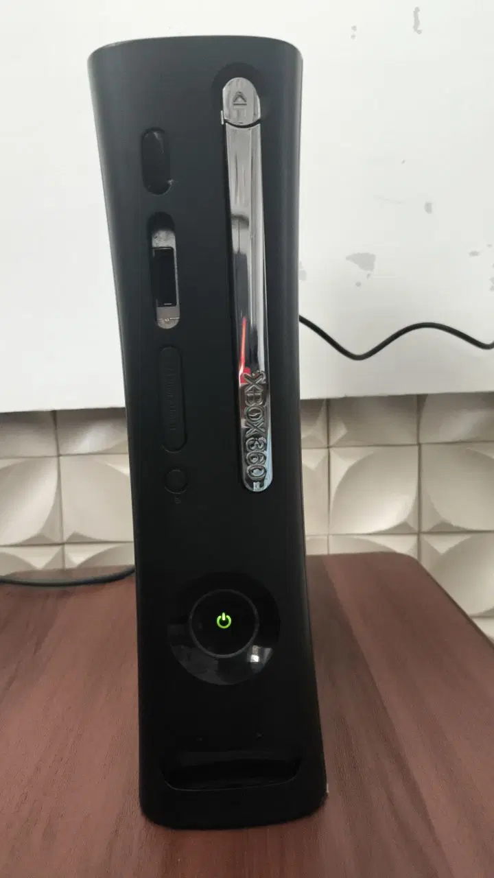 Xbox360 fat|کنسول، بازی ویدئویی و آنلاین|کرمانشاه, |دیوار