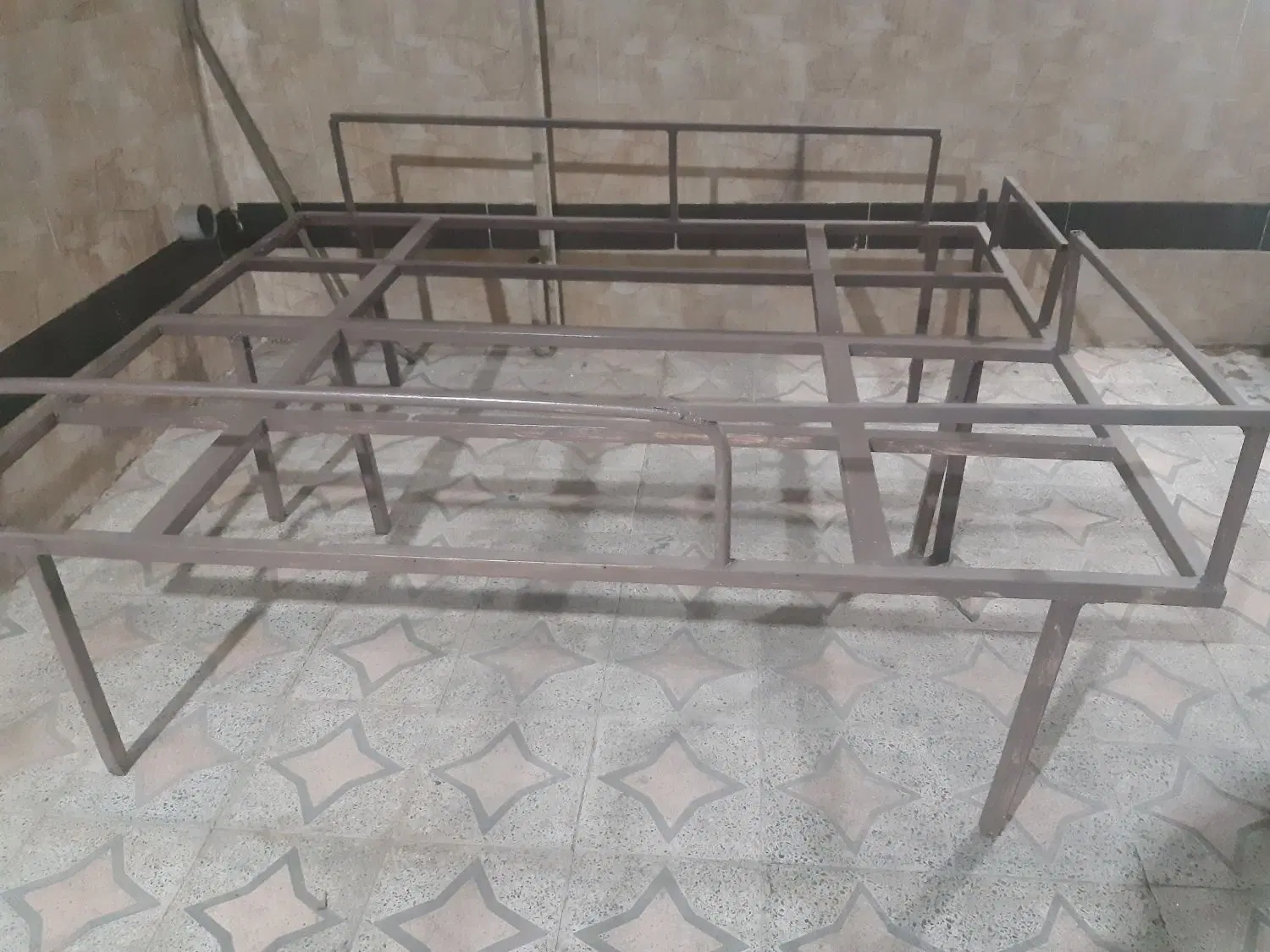 تخت فلزی|تخت و سرویس خواب|اندیمشک, |دیوار