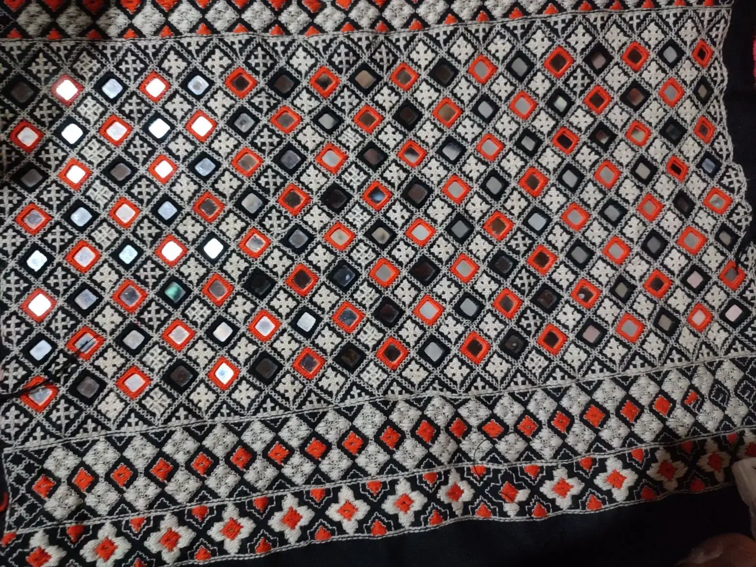 آینه|آینه|تفتان, |دیوار