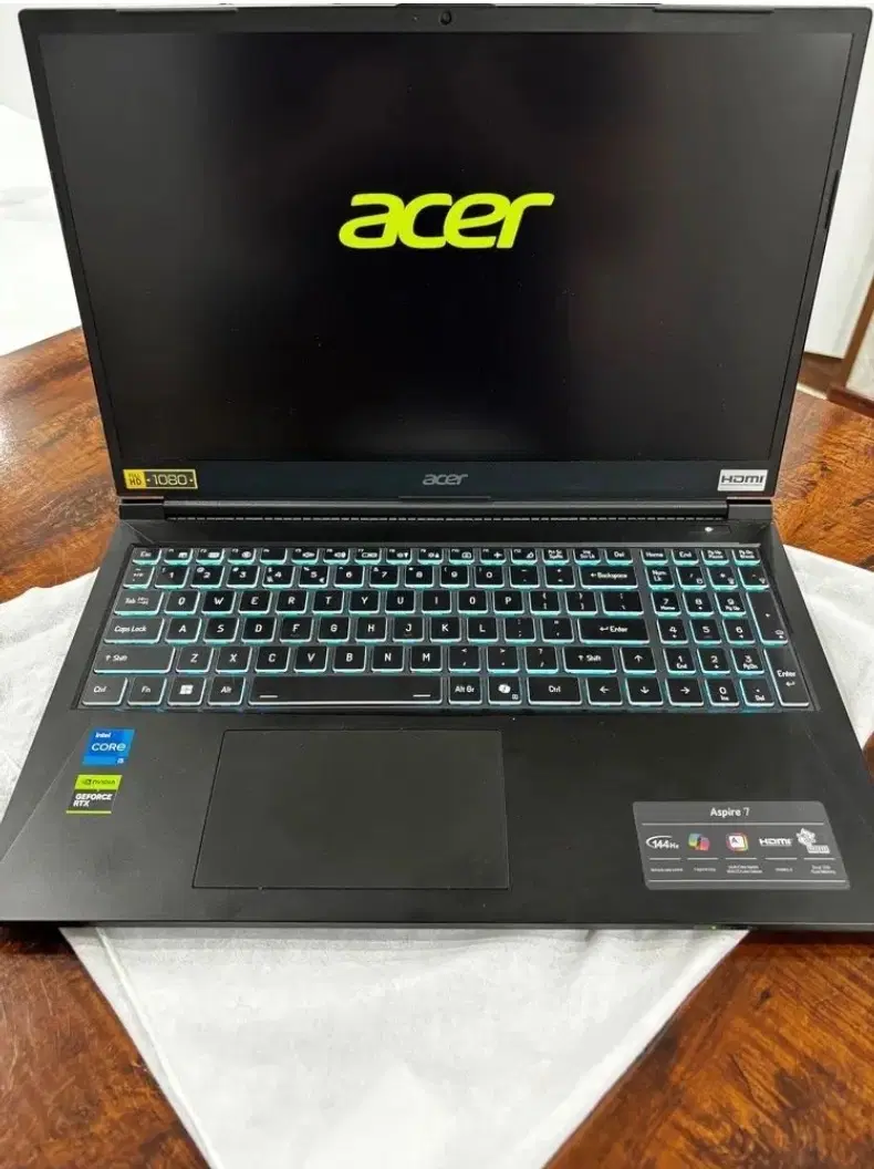 aspire7|رایانه همراه|شیراز, ارم|دیوار