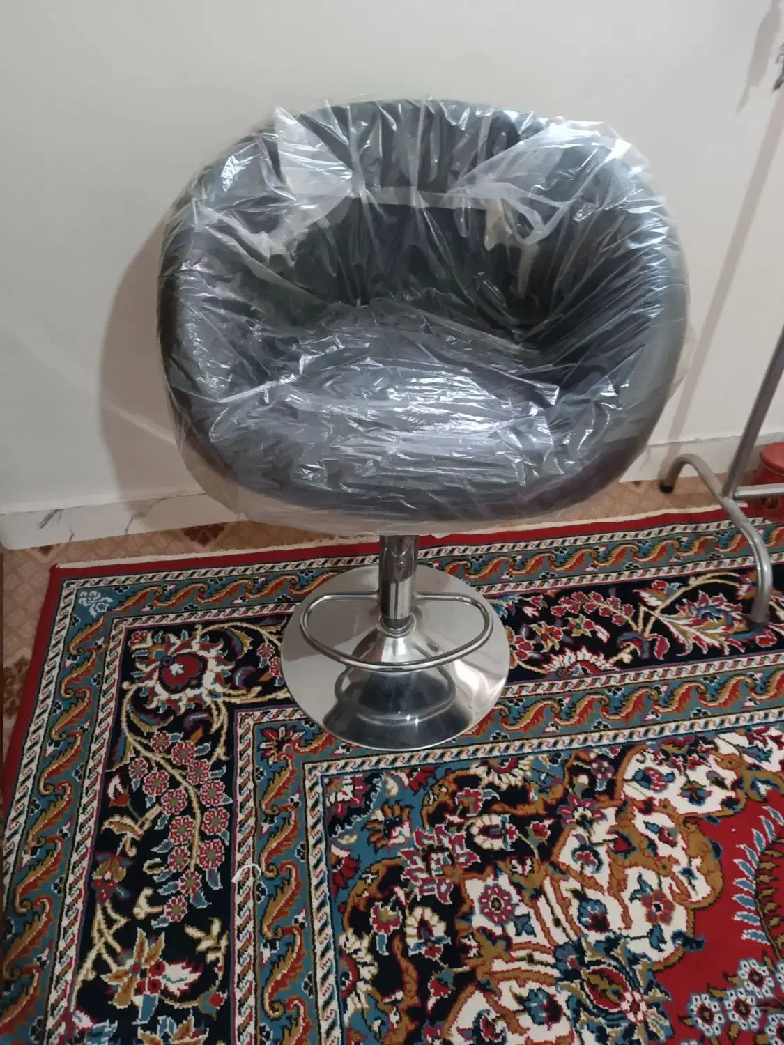 صندلی|صندلی و نیمکت|اردبیل, |دیوار