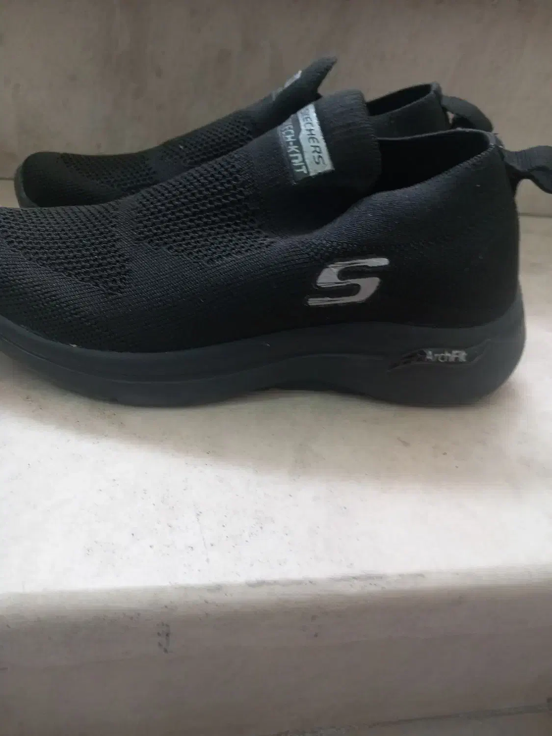 کفش نو|کیف، کفش، کمربند|ساوه, |دیوار