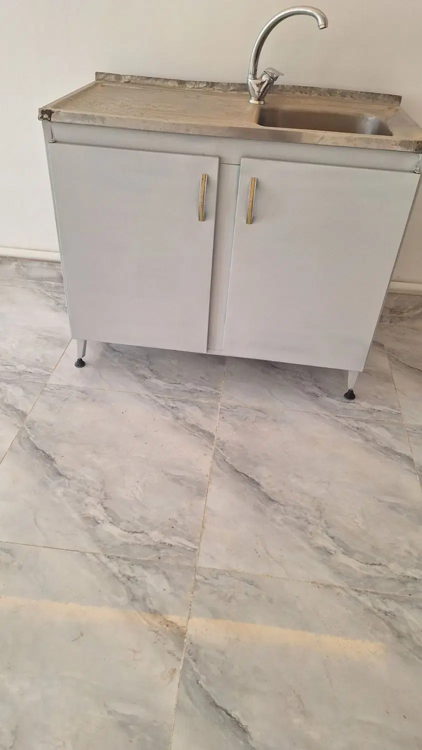 کابنت|آب‌چکان و نظم‌دهنده ظروف|اردبیل, |دیوار