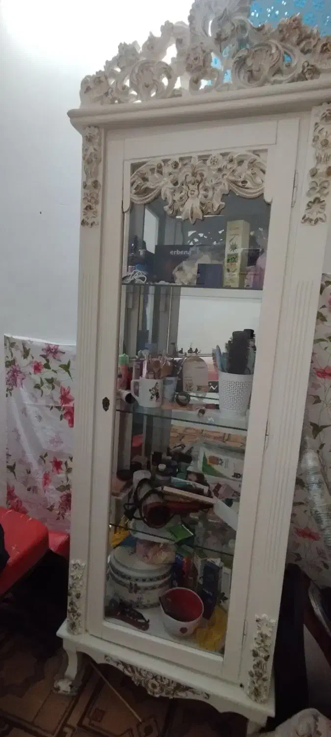 ویترین سفید|بوفه، ویترین، کنسول|قم, کلهری|دیوار