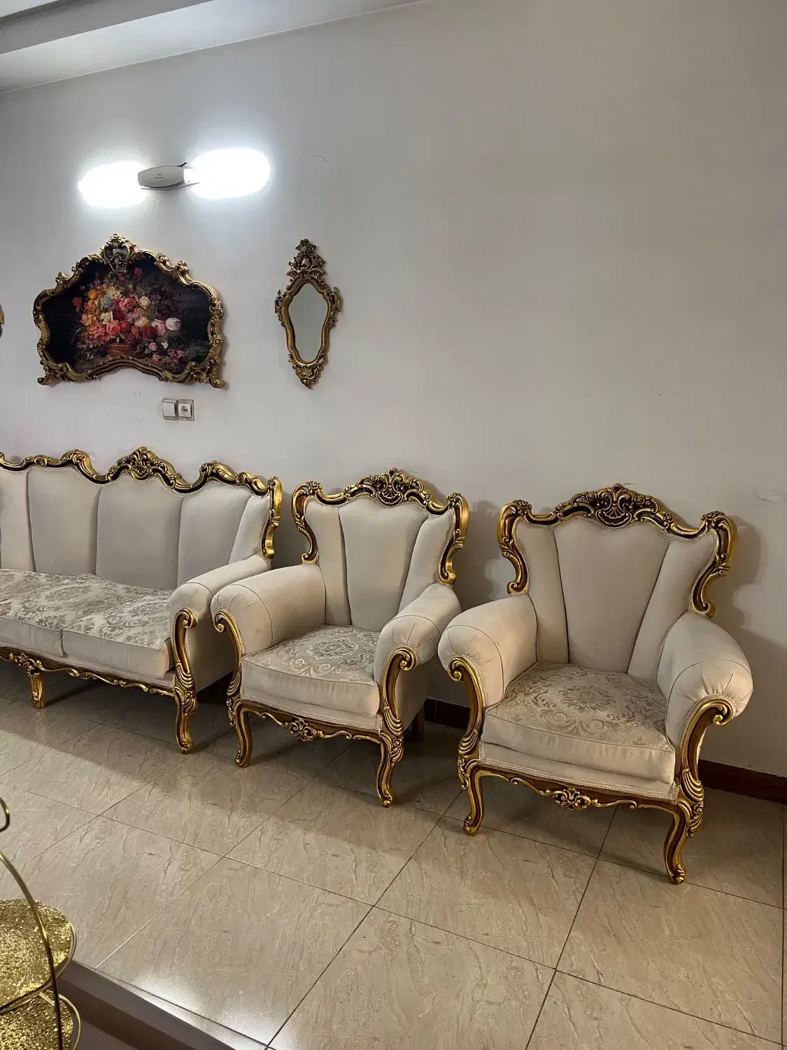 مبلمان|مبلمان خانگی و میز عسلی|قرچک, شهرک طلائیه|دیوار