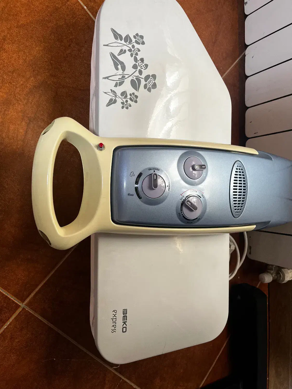 اتو beko|اتو و لوازم اتو|چهاردانگه (تهران), |دیوار
