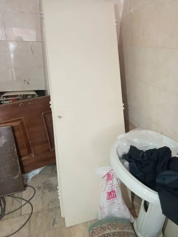 در اتاق|جاکفشی، کمد، دراور|یزد, |دیوار