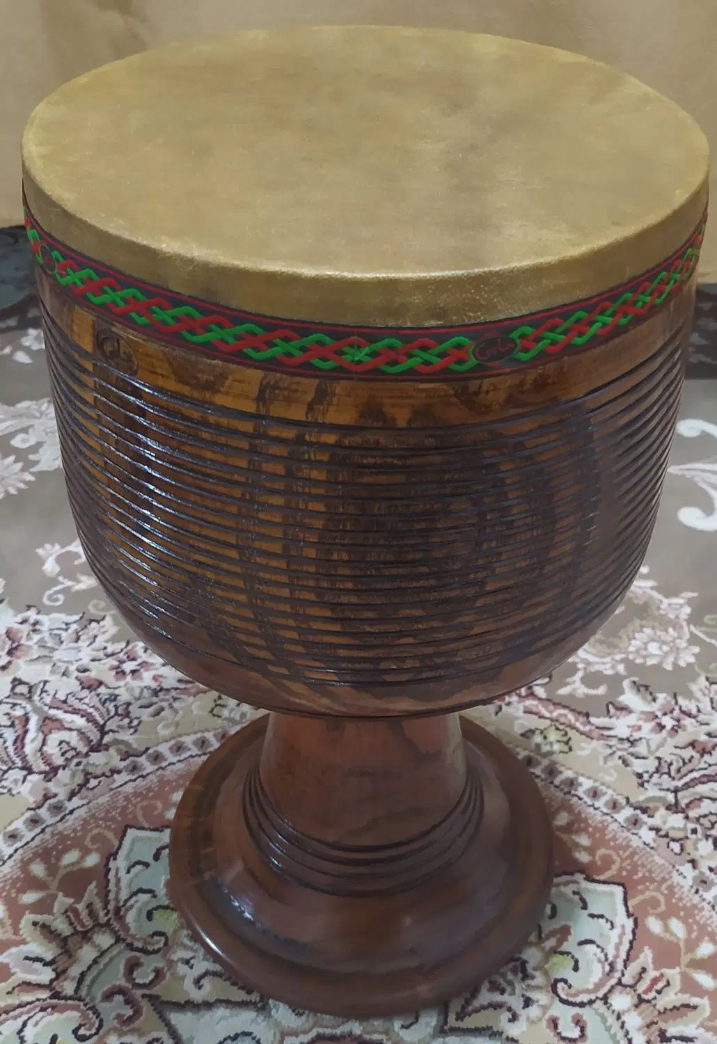 تنبک|سازهای سنتی|همدان, |دیوار