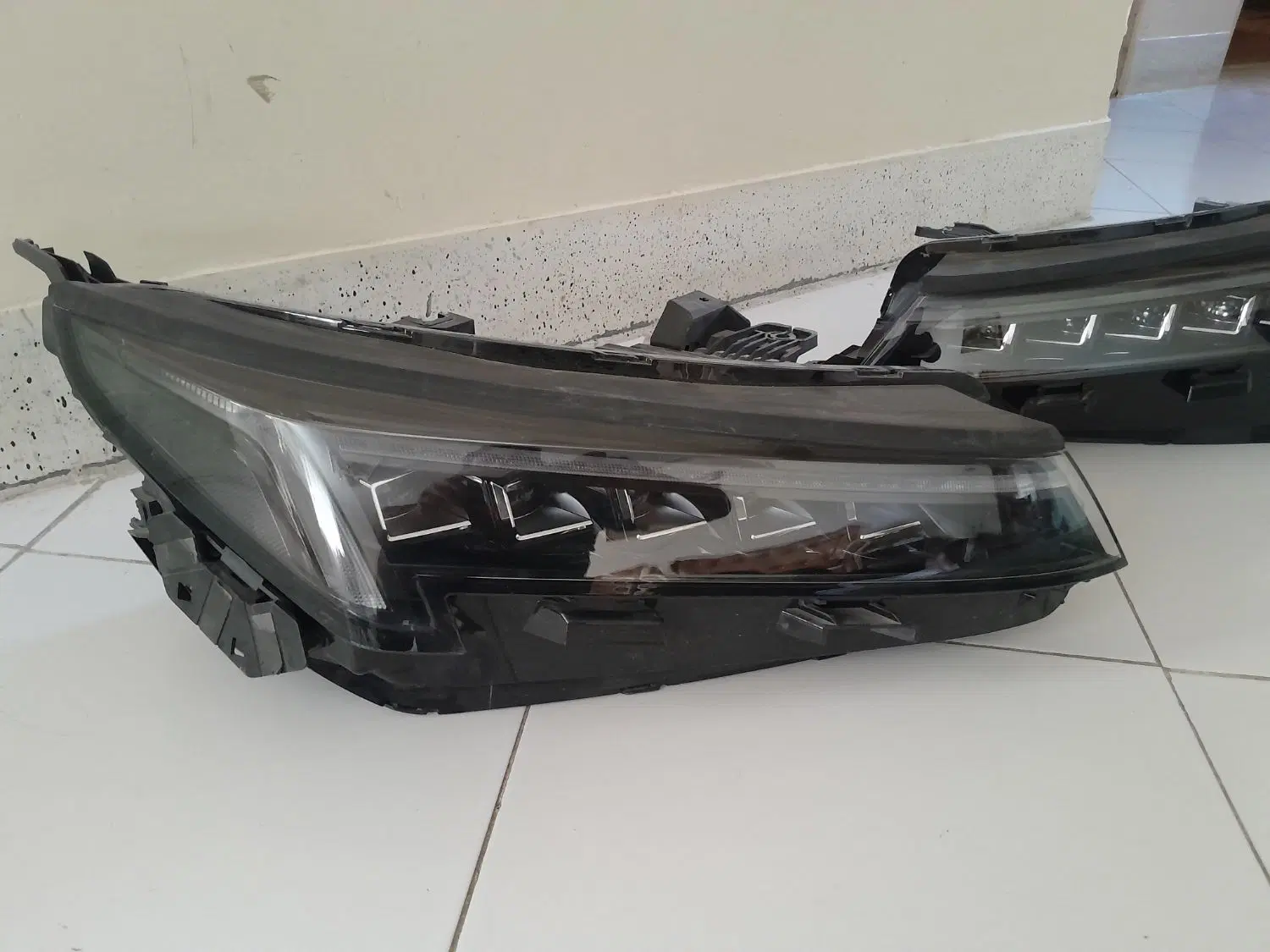 چراغ kmc j7|قطعات یدکی و لوازم جانبی|اصفهان, ملکشهر|دیوار