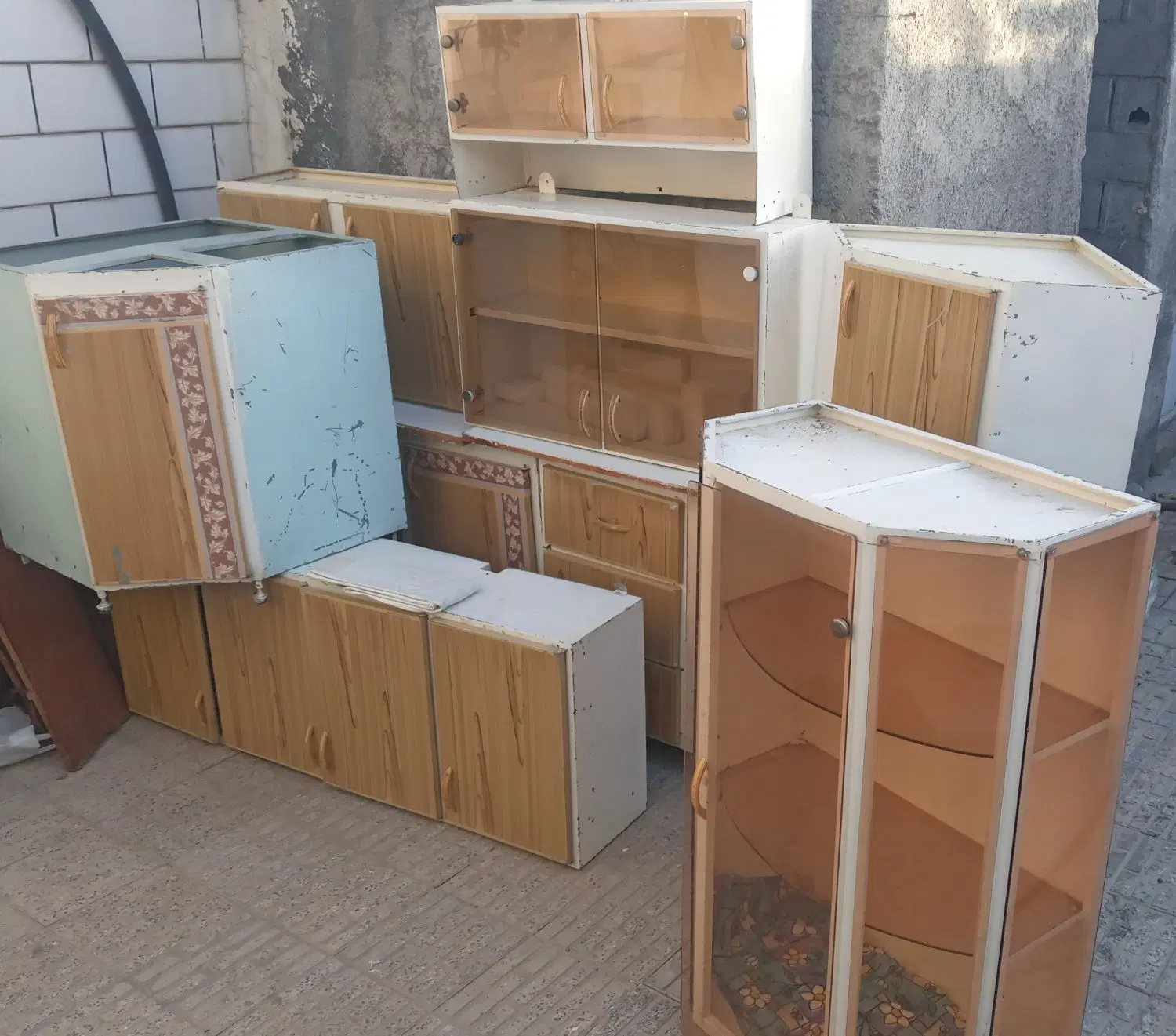 فروشی|آبچکان و نظمدهنده ظروف|شهرکرد, |دیوار