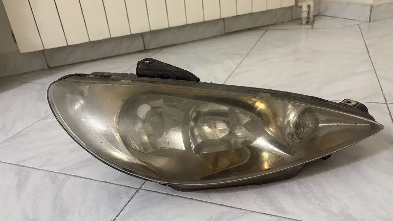 چراغ جلو ۲۰۶|قطعات یدکی و لوازم جانبی|تهران, شهرک کوهسار|دیوار