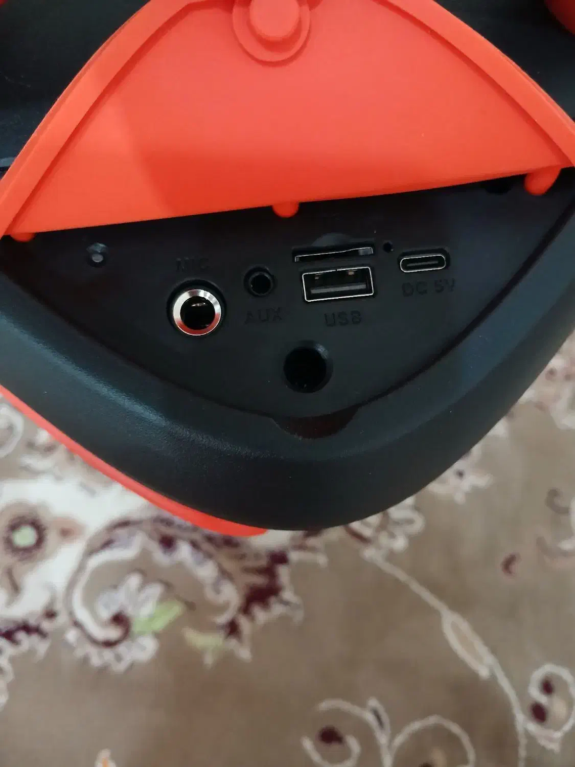 speaker|پخش‌کننده همراه|بروجرد, |دیوار