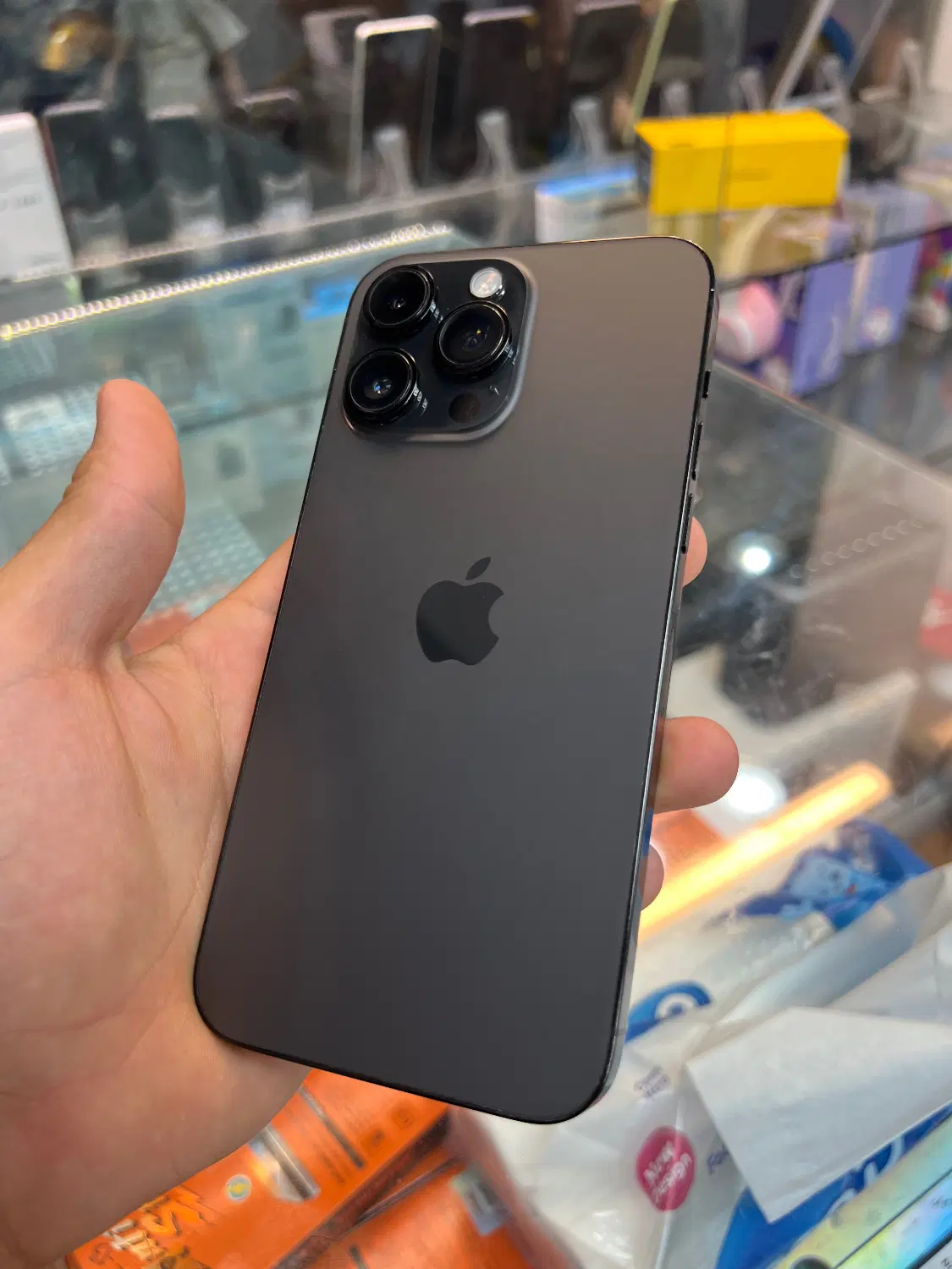 14 Pro Max|موبایل|شیراز, گود عربان|دیوار