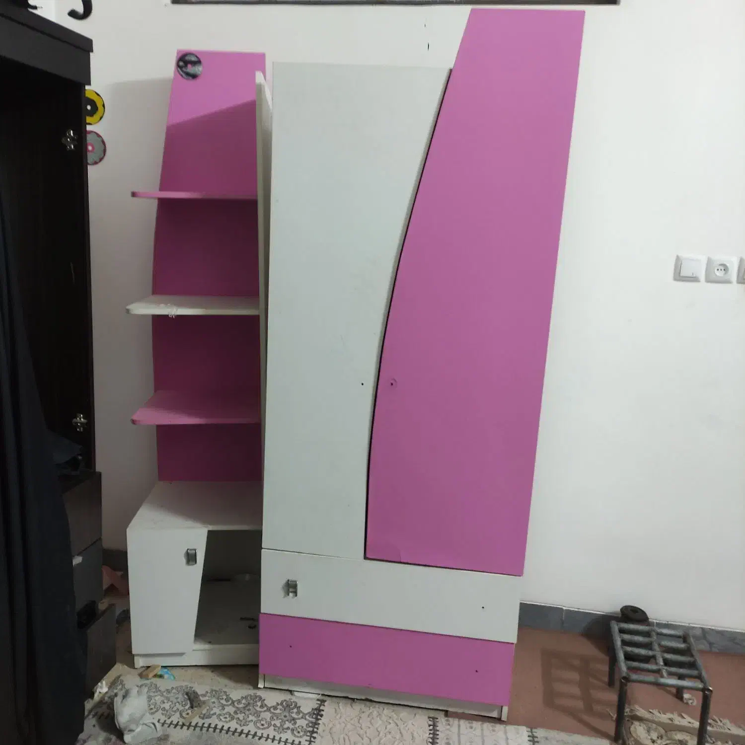 کمد رایگان|جاکفشی، کمد، دراور|سلفچگان, |دیوار