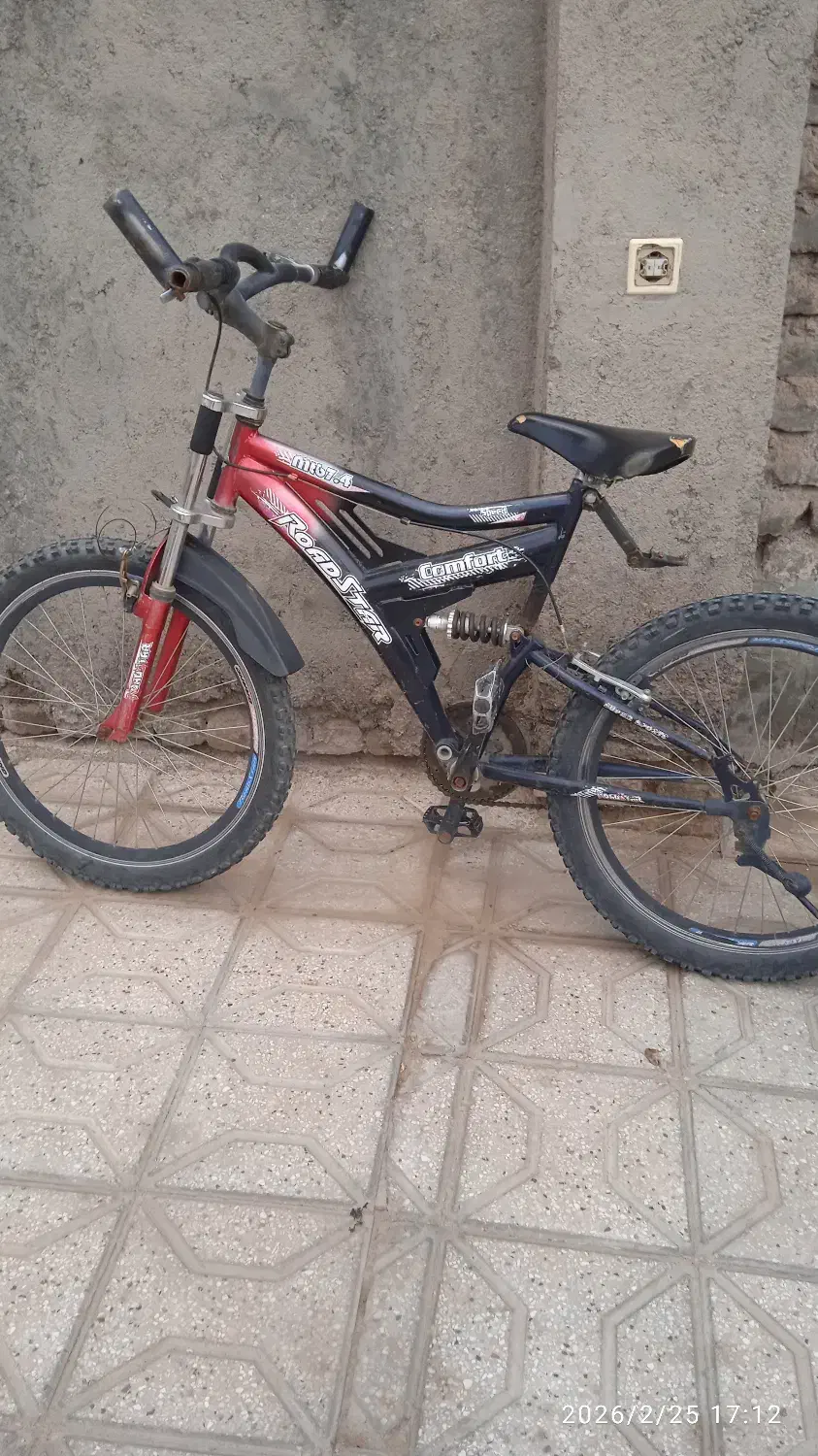 دوجرخه|دوچرخه، اسکیت، اسکوتر|سده (خراسان جنوبی), |دیوار