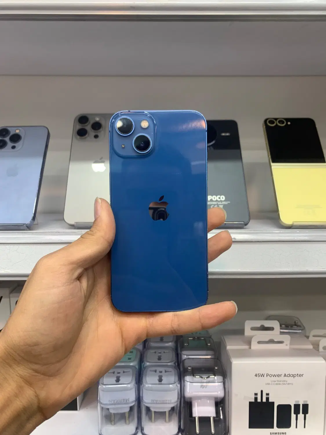 iphone 13 normal|موبایل|شیراز, ملاصدرا|دیوار