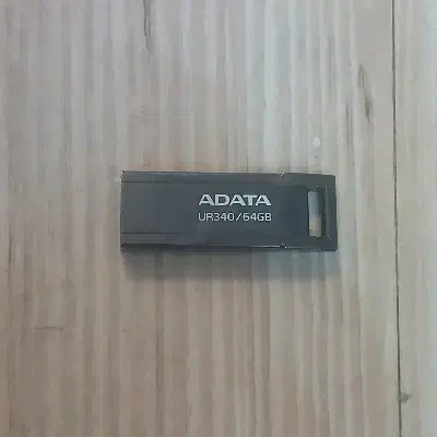 فلش 64Gb ADATA|قطعات و لوازم جانبی رایانه|قرچک, مهدیه|دیوار