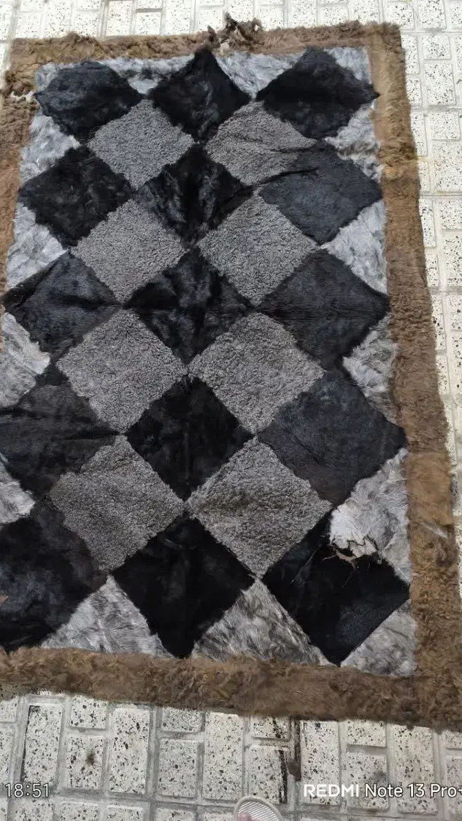 فرش پوست طبیعی گاو|فرش|مشهد, عبادی|دیوار