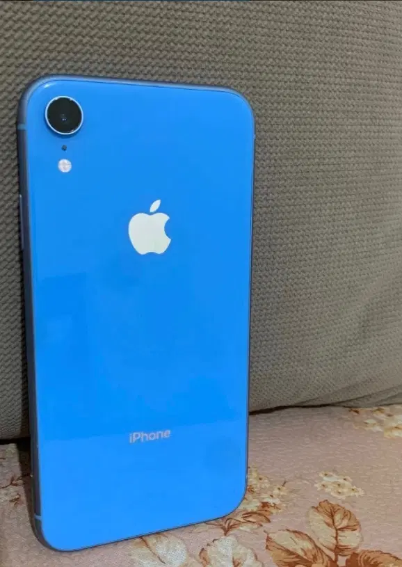iphone Xr|موبایل|اندیشه, اندیشه فاز ۱|دیوار