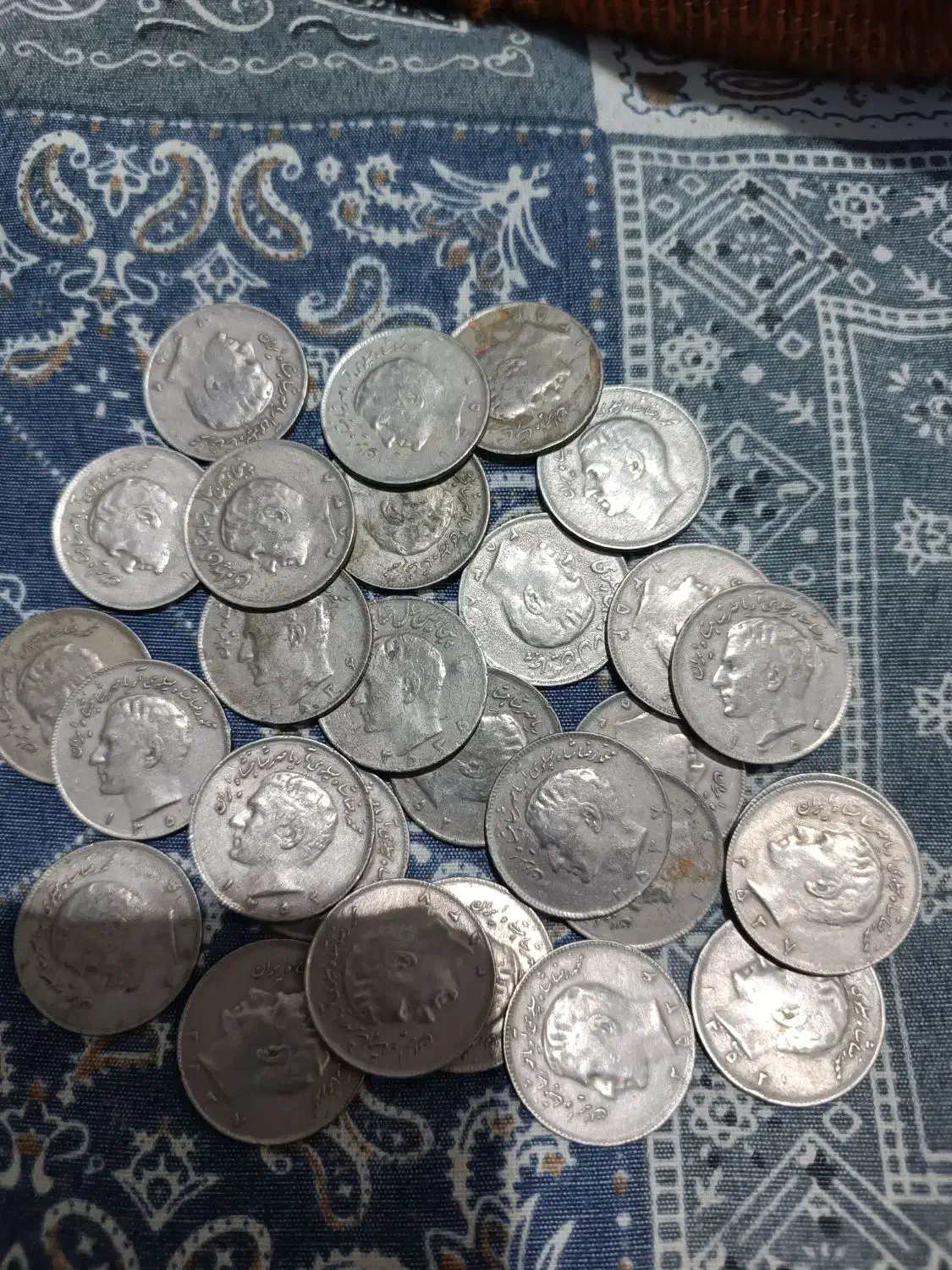 30عدد سکه|کلکسیون سکه، تمبر، اسکناس|بندرعباس, |دیوار