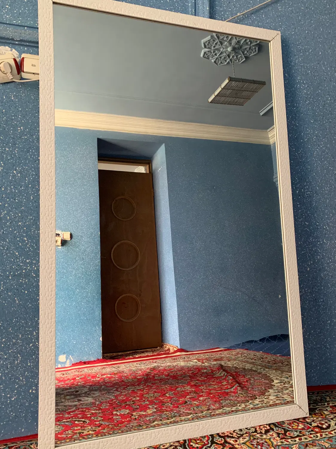 اینه|آینه|پاوه, |دیوار