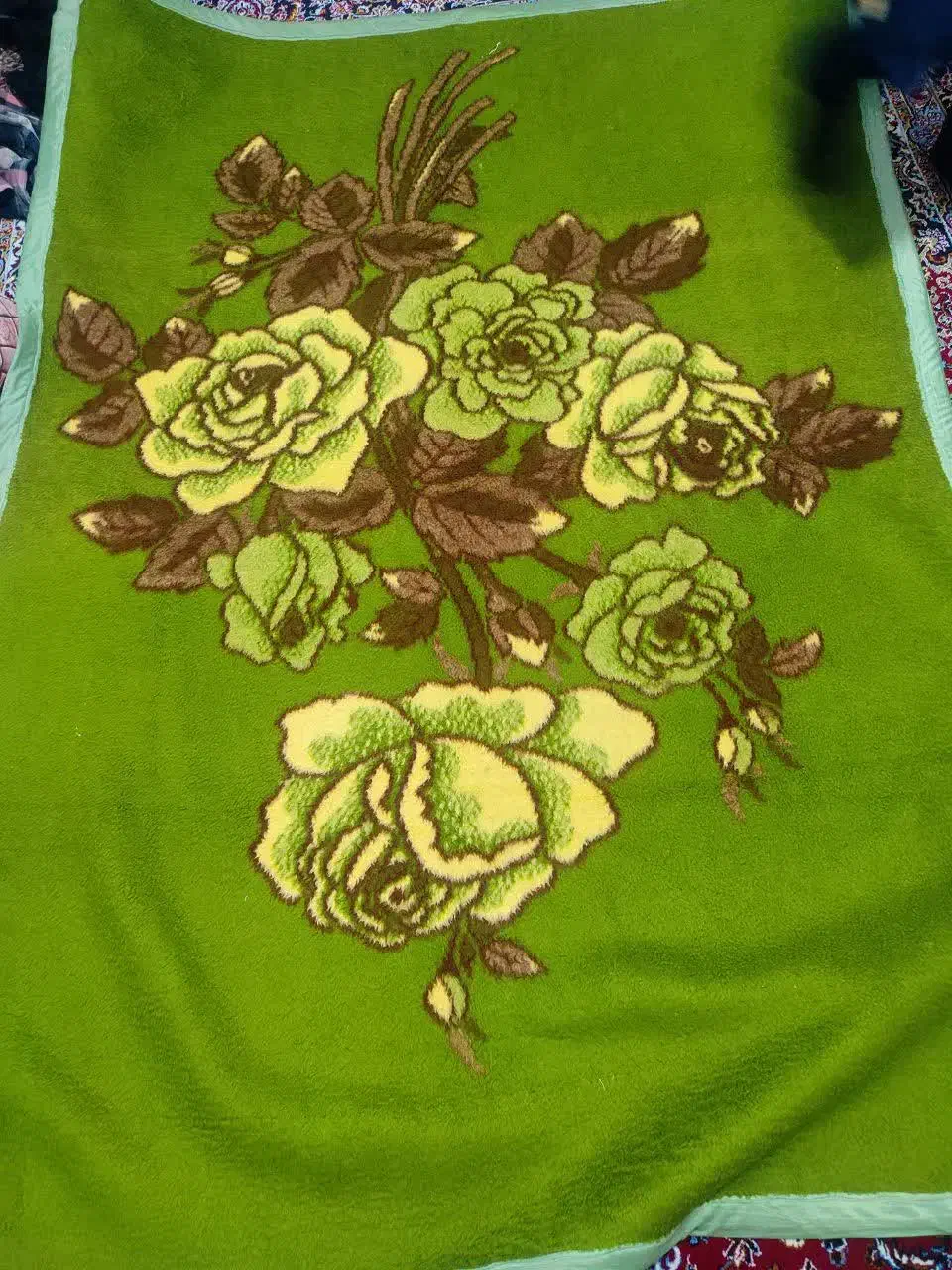 پتو قدیمی|رختخواب، بالش، پتو|قم, نخودی|دیوار