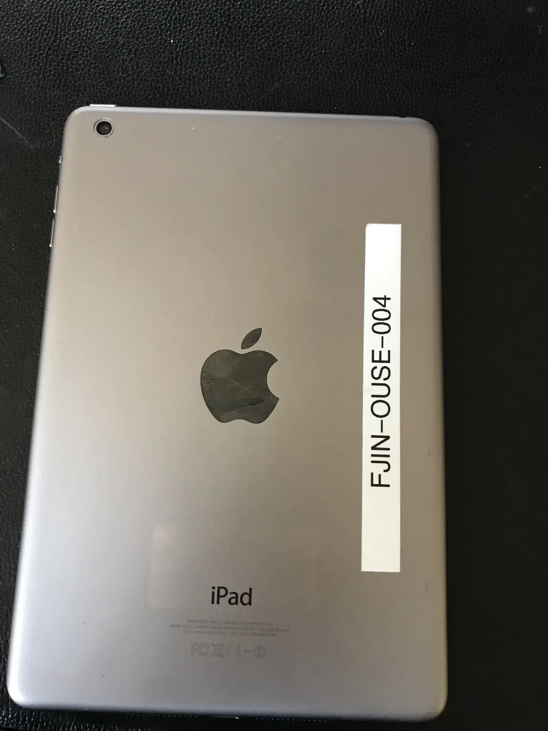iPad mini A1432 با iOS 9.3.5|تبلت|قم, پردیسان|دیوار
