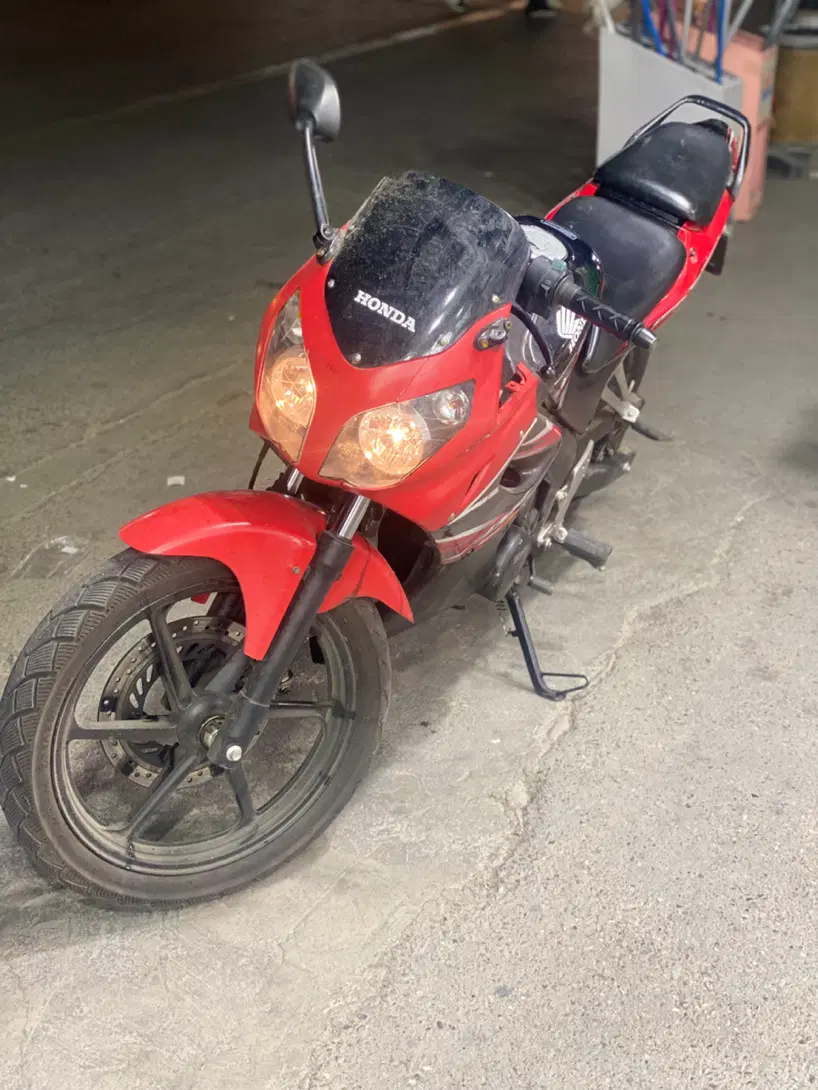 Cbr150r|موتورسیکلت|تهران, دریا|دیوار