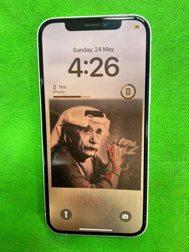 iPhone 12|موبایل|شیراز, سینما سعدی|دیوار