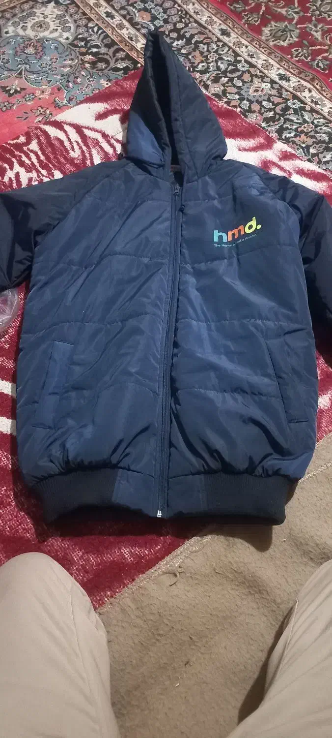 کاپشن|لباس|کرج, ساسانی (قلمستان)|دیوار