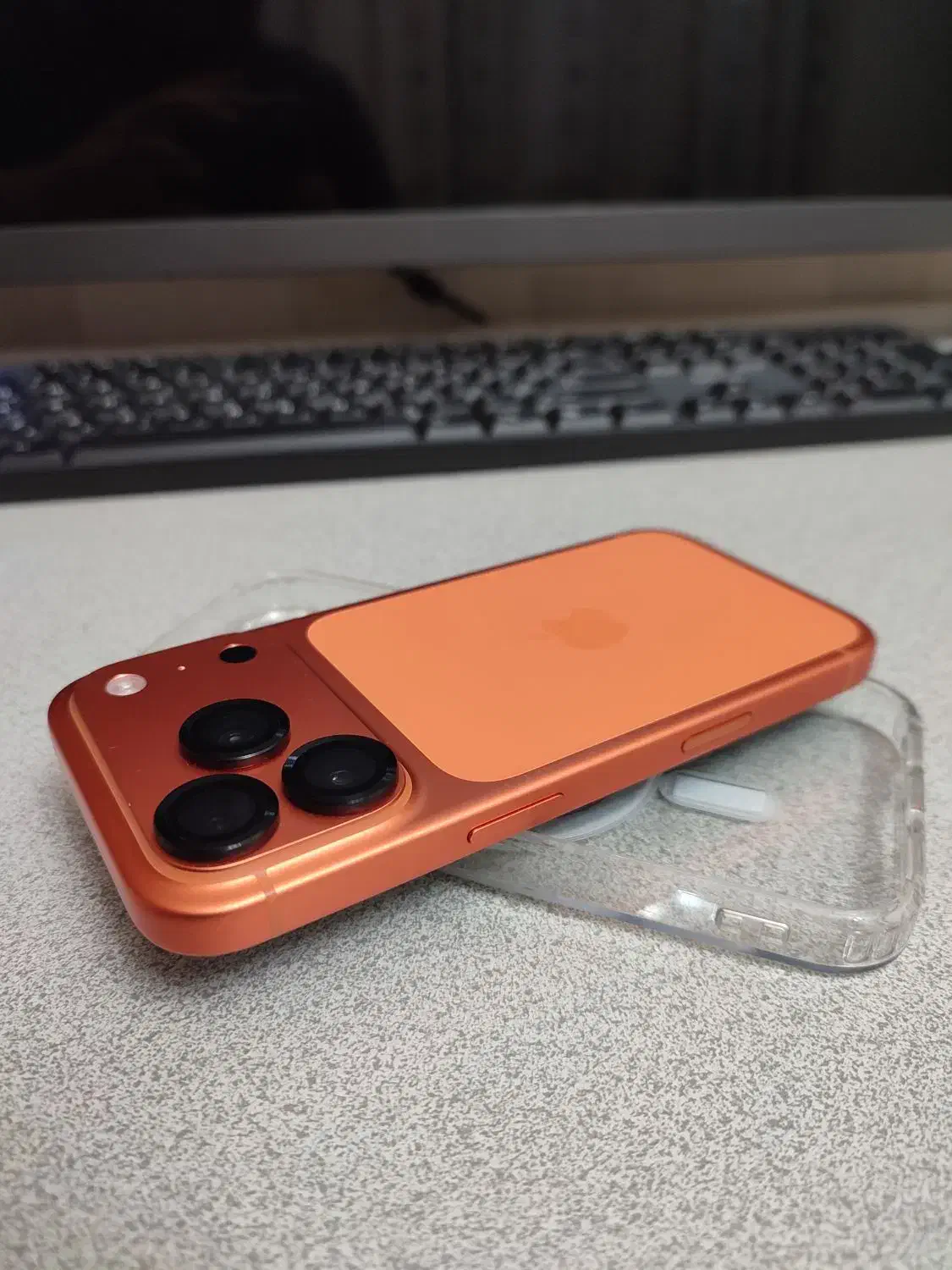 Iphone 17 pro|موبایل|تبریز, |دیوار