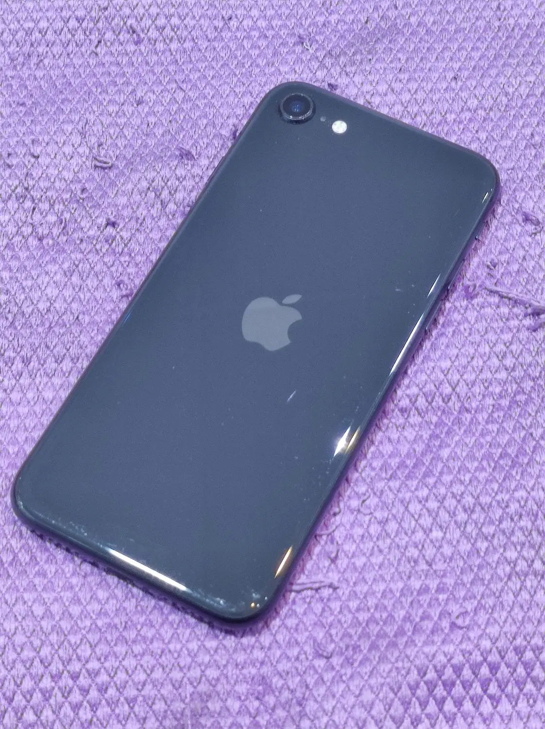 iphone se 2020|موبایل|کاشان, زیدی|دیوار