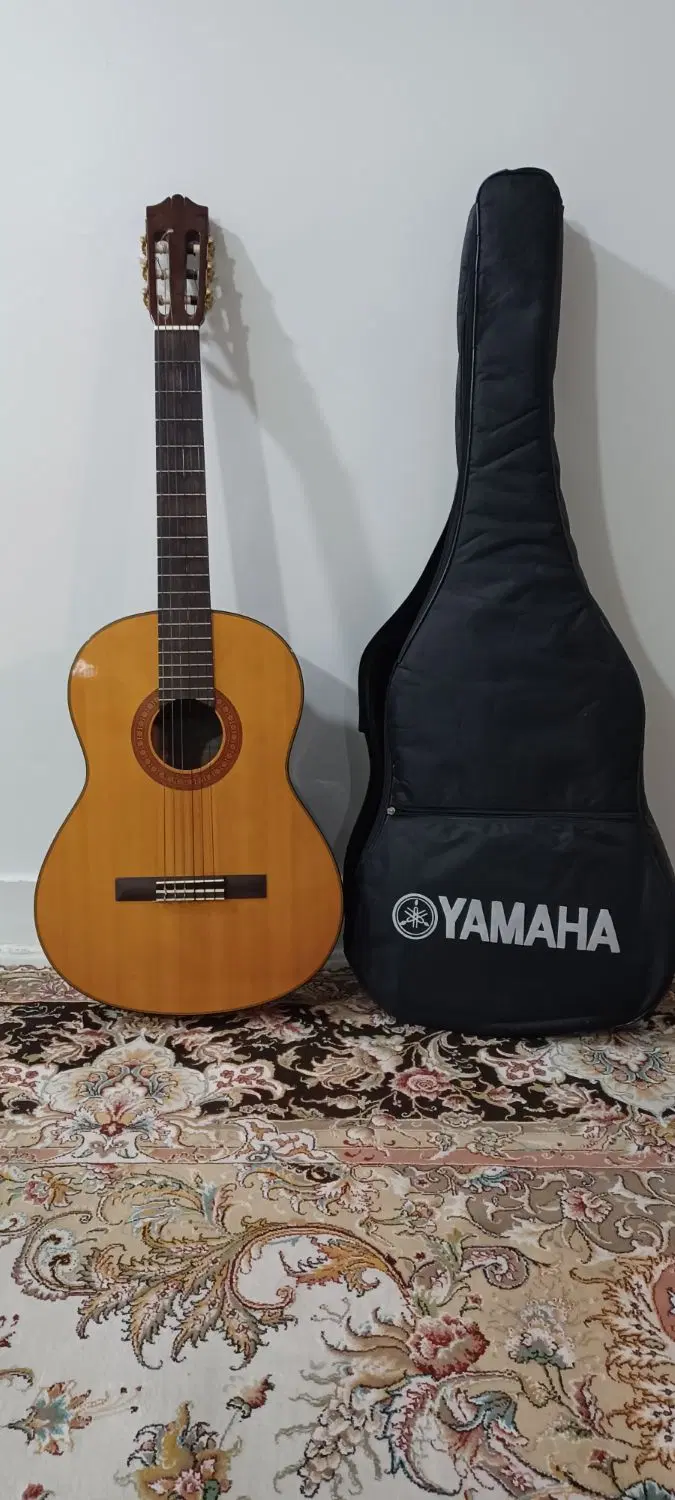 گیتار yamaha c70|گیتار، بیس، امپلیفایر|اندیشه, اندیشه فاز ۴|دیوار