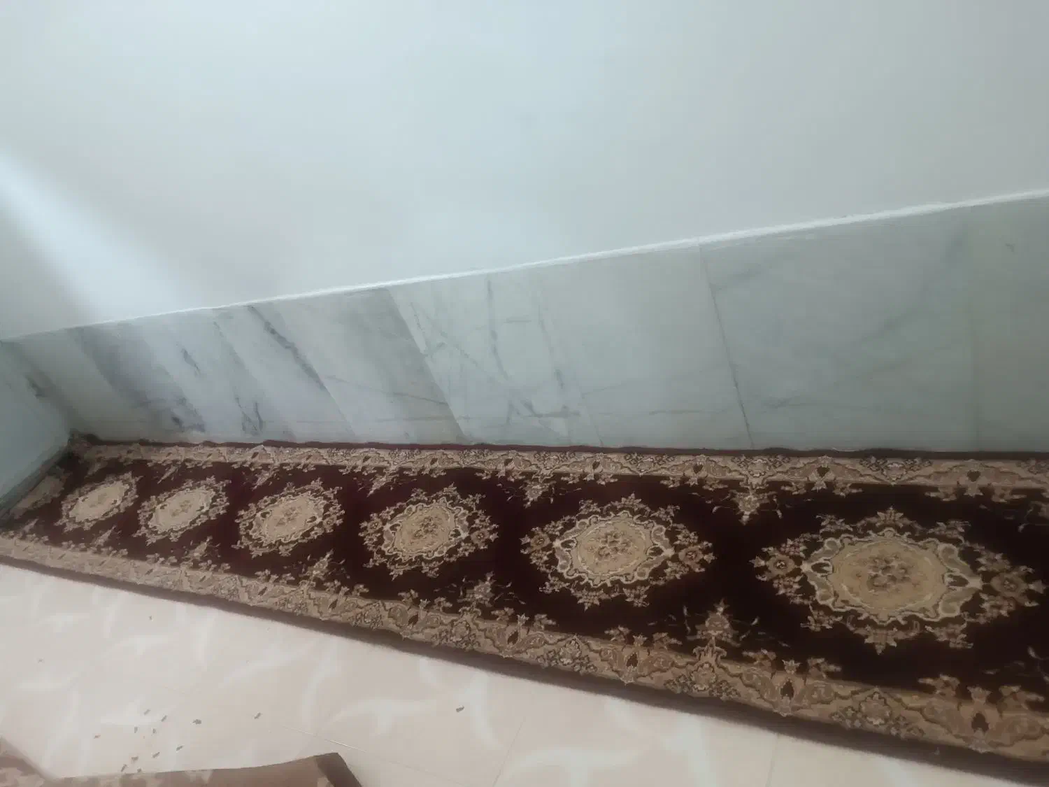 کسر فرش|فرش|جهرم, |دیوار